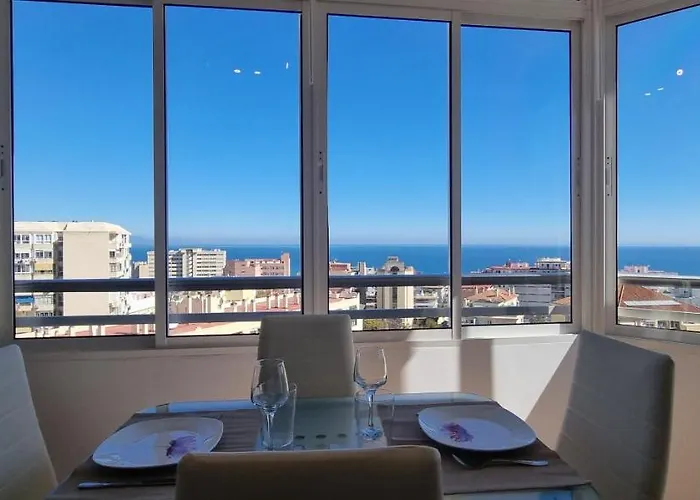APARTAMENTO CENTRAL con 1 DORMITORIO, 3 PERSONAS con VISTAS